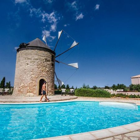 The Windmill Resort Mitáta Exterior foto