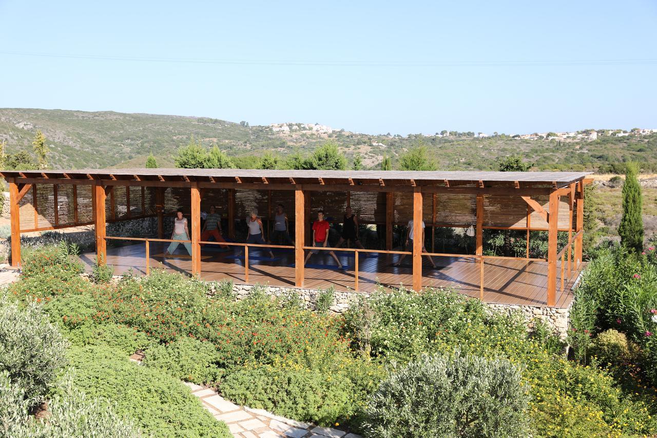 The Windmill Resort Mitáta Exterior foto