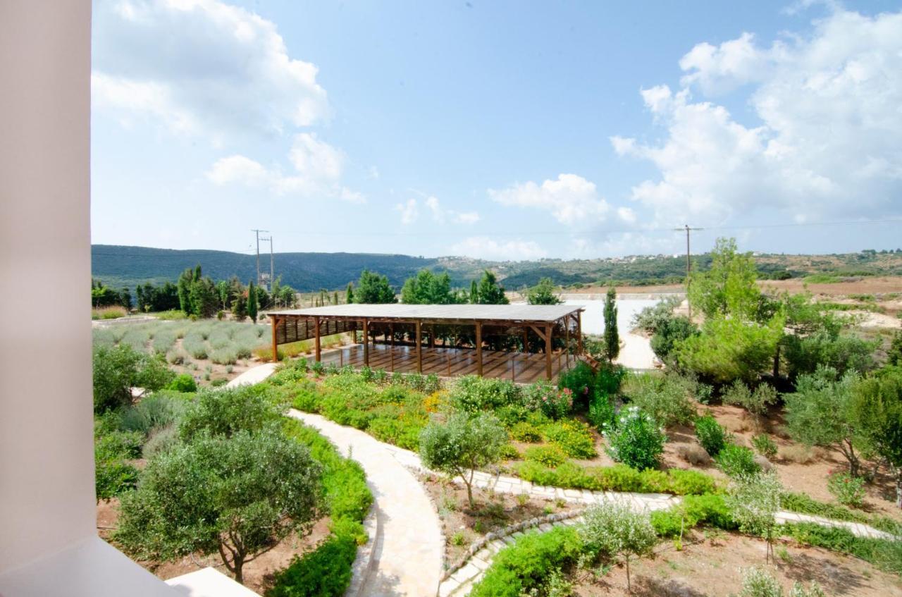 The Windmill Resort Mitáta Exterior foto